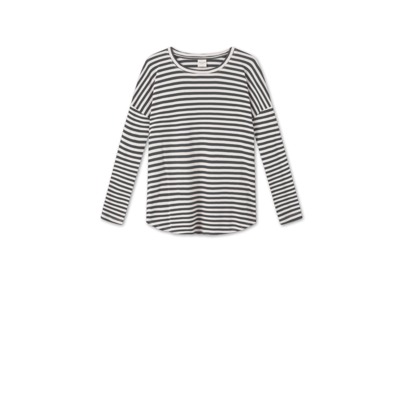 By - basic - t shirt.